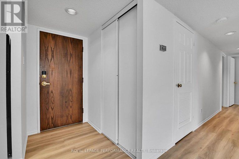 29390179/1701-470-laurier-avenue-w/ottawa-centre/ottawa/ontario/K1R7W9_6