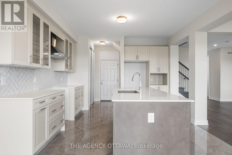 29303463/2066-postilion-street/richmond/ottawa/ontario/K0A2Z0_17