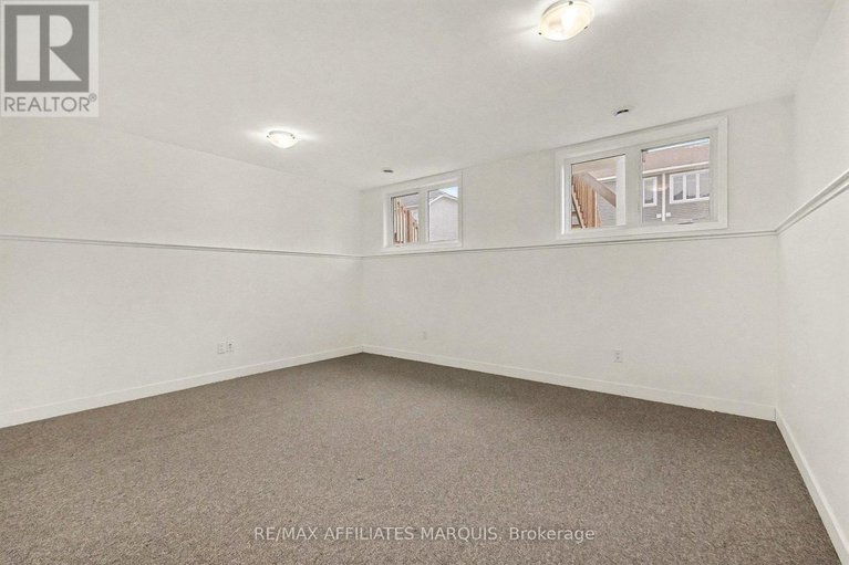 29154081/44-whitcomb-crescent/smiths-falls/smiths-falls/ontario/K7A0C0_25