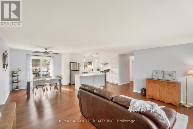 29644489/33-owlshead-road/munster/ottawa/ontario/K0A3P0_3