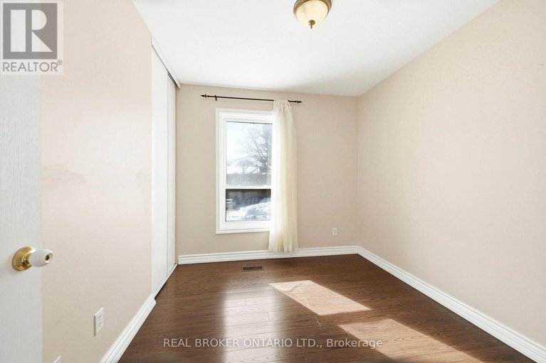 29364333/f-6-arnold-drive/arbeatha-park/ottawa/ontario/K2H6V9_26