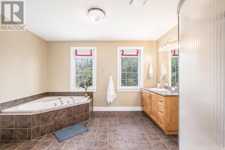 28639751/1307-whitney-road/north-grenville-twp-kemptville-east/north-grenville/ontario/K0G1J0_23