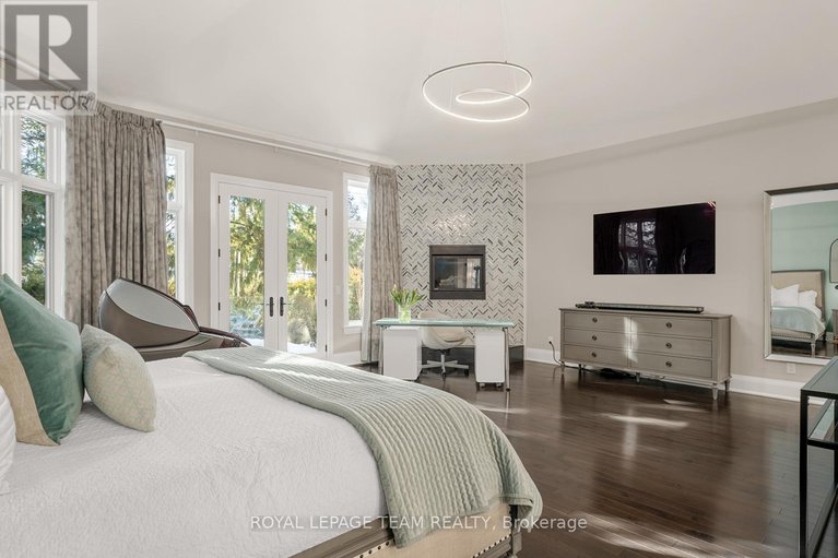 28142678/77-placel-road/rockcliffe/ottawa/ontario/K1L5B9_17