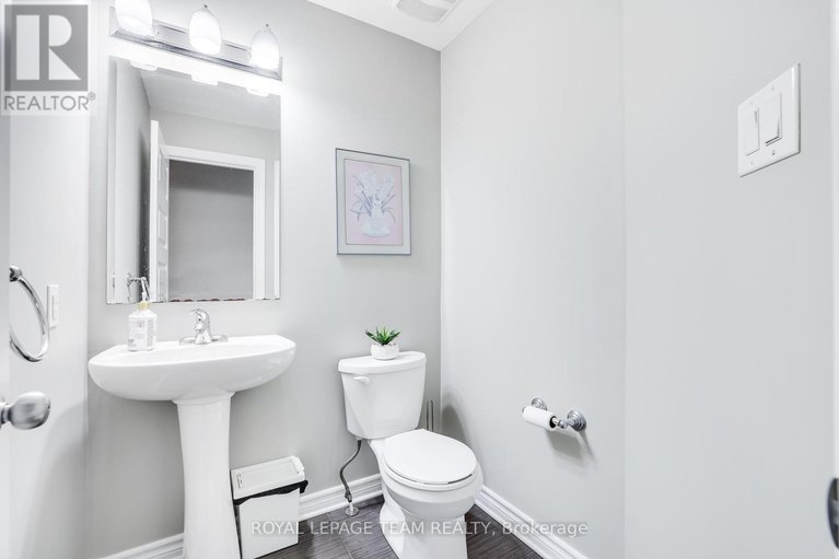 29039553/338-gerry-lalonde-drive/avalon-west/ottawa/ontario/K4A0Y3_6