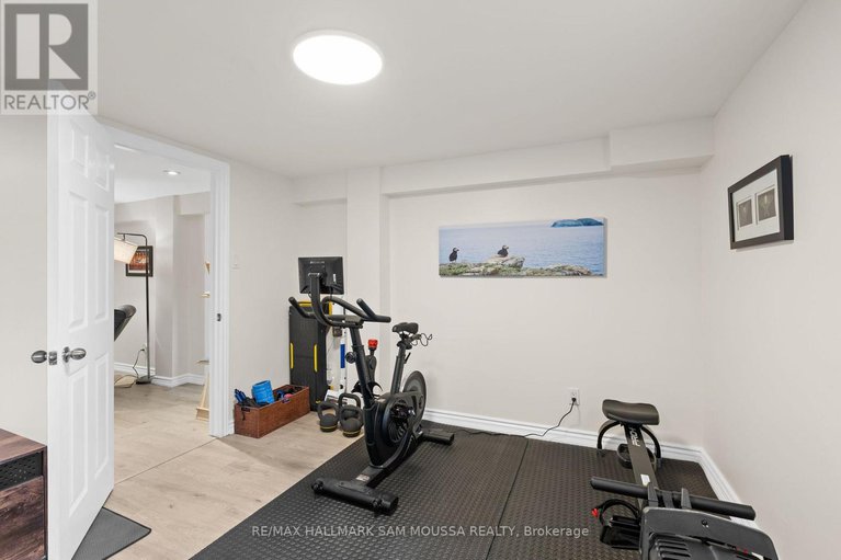 29138832/9-quinpool-crescent/arbeatha-park/ottawa/ontario/K2H6H9_35