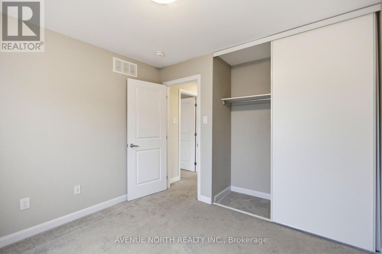 29619271/94-gardenpost-terrace/avalon-west/ottawa/ontario/K4A5H2_20