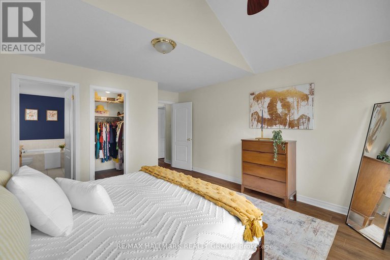 28492504/1924-lobelia-way/springridgeeast-village/ottawa/ontario/K4A4R1_32