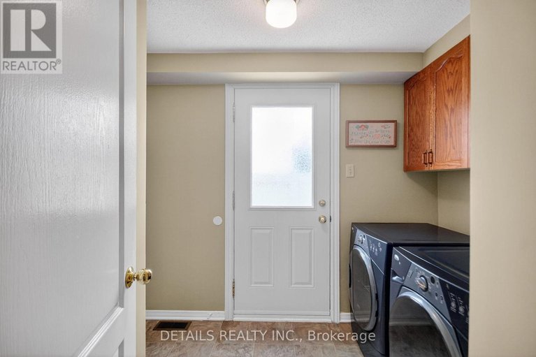 29659274/6105-lariviere-crescent/orleans-village/ottawa/ontario/K1W1C6_9