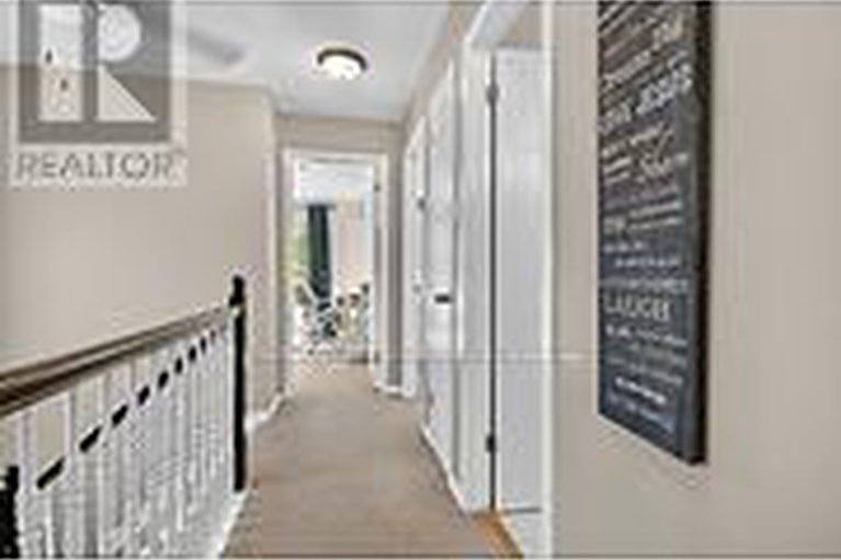 28946119/108-landover-crescent/emerald-meadowstrailwest/ottawa/ontario/K2M2W4_22