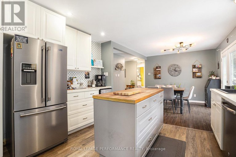 28638253/15-fair-street/maxville/north-glengarry/ontario/K0C1T0_15