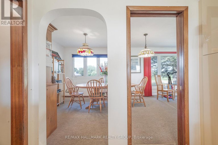 28615407/6050-old-richmond-road/south-of-fallowfield-road/ottawa/ontario/K0A2Z0_15