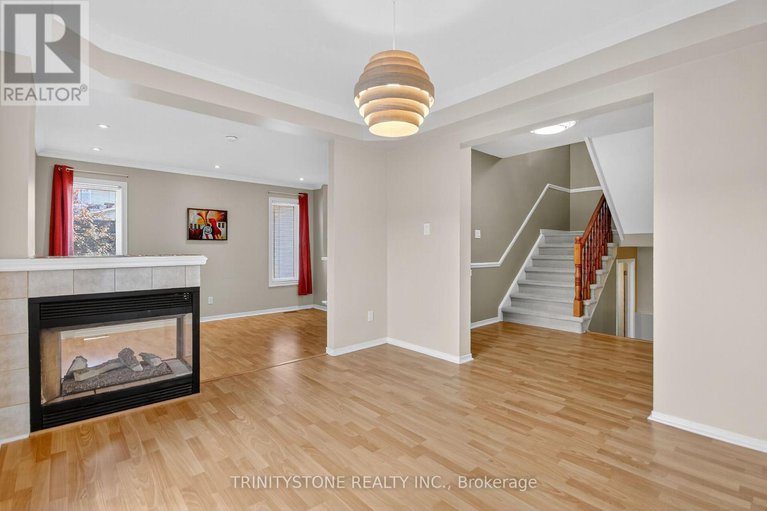 29076589/11-whalings-circle/stittsville-central/ottawa/ontario/K2S1S4_16