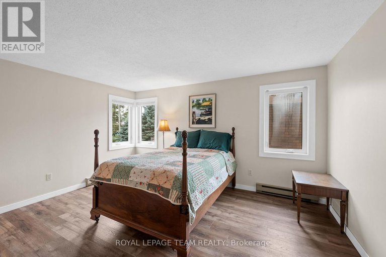 29064420/1119-firefly-lane/manotick-south-to-roger-stevens/ottawa/ontario/K4M0T6_36