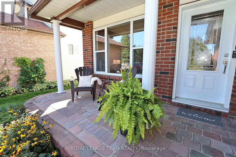 28874941/18-victor-street/stittsville-central/ottawa/ontario/K2S1H9_7