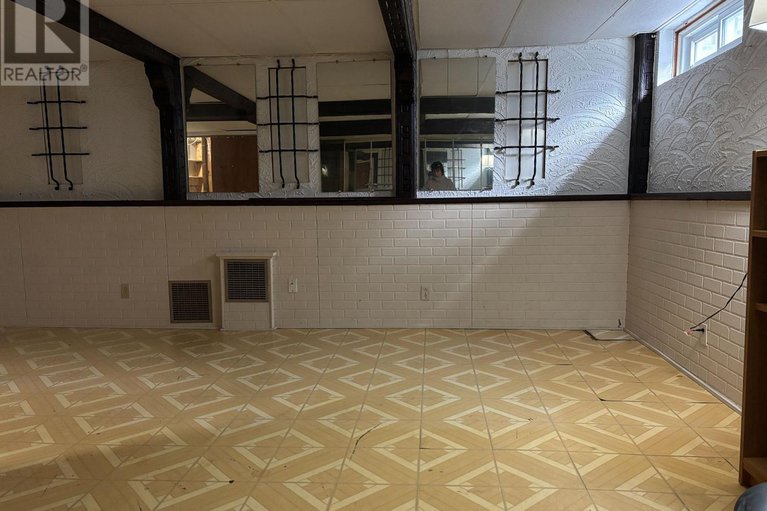 29429181/36-1867-simard-drive/chateauneuf/ottawa/ontario/K1C3B8_19