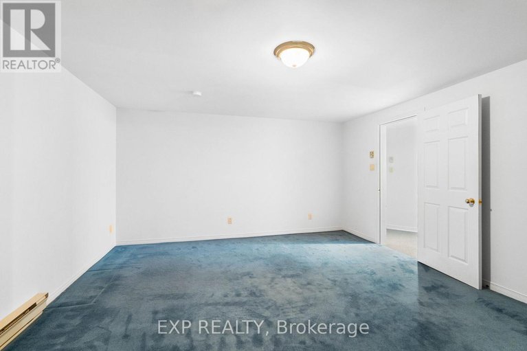 28160335/1-1-heather-glen-court/stittsville-central/ottawa/ontario/K2S1L4_36