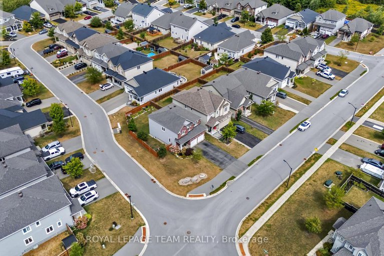 28806493/1201-de-pencier-drive/kemptville/north-grenville/ontario/K0G1J0_49