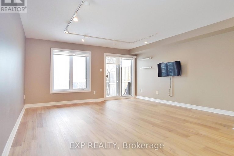 29473779/32-605-b-chapman-mills-drive/strandherd/ottawa/ontario/K2J5T1_15