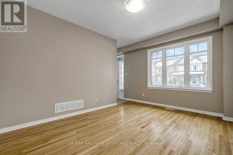 29501569/381-sweetflag-street/longfields/ottawa/ontario/K2J5Y7_5