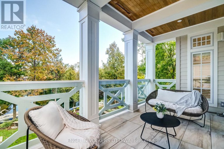 28062589/5651-herwig-place/manotick-south-to-roger-stevens/ottawa/ontario/K4M1B3_26