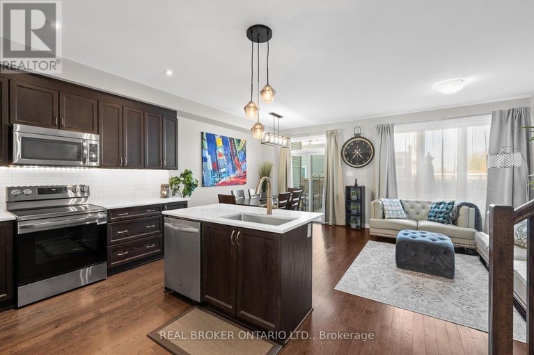 29464895/792-cedar-creek-drive/blossom-parkkemp-parkfindlay-creek/ottawa/ontario/K1T0M6_7