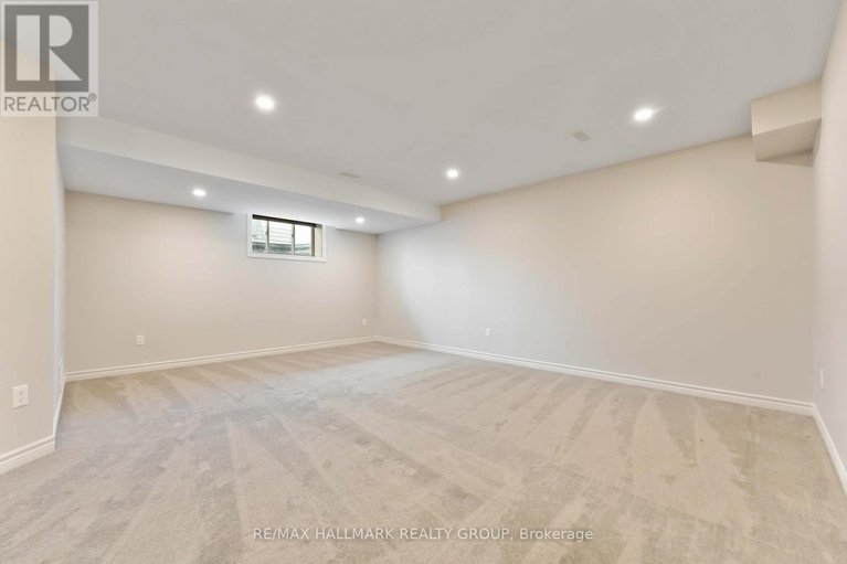 28846760/59-finsbury-avenue/stittsville-south/ottawa/ontario/K2S2N8_31