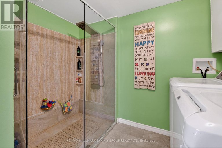 29566260/10-6265-castille-court/convent-glen-south/ottawa/ontario/K1C1X4_44