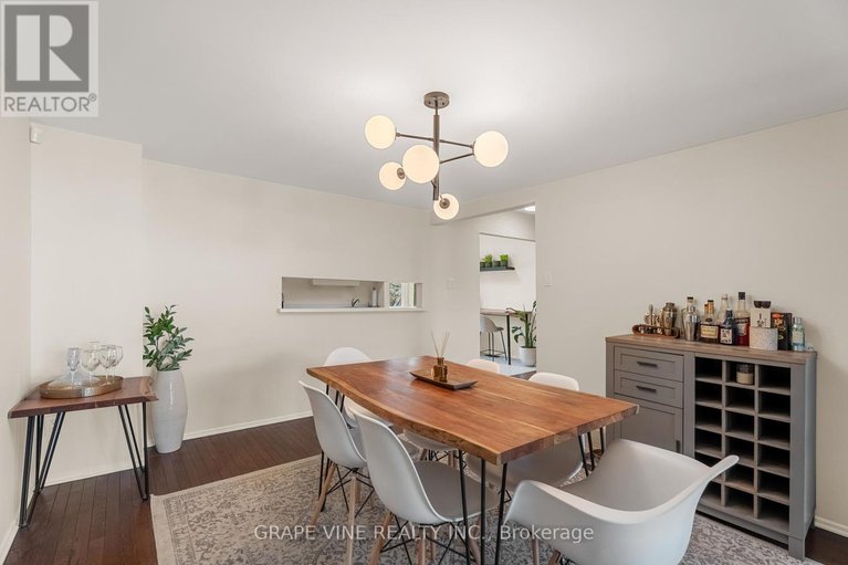 28257393/29-655-richmond-road/woodroffe/ottawa/ontario/K2A3Y3_14