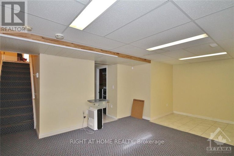 28194266/373-stoneway-drive/barrhaven-east/ottawa/ontario/K2G6G8_25