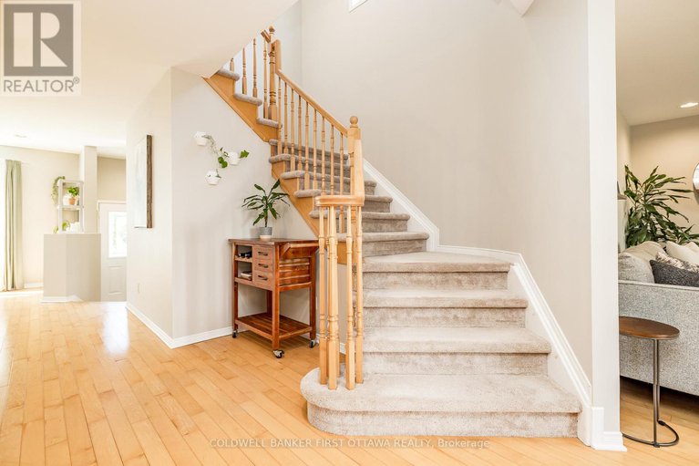29047909/491-meadowbreeze-drive/emerald-meadowstrailwest/ottawa/ontario/K2M2T6_25