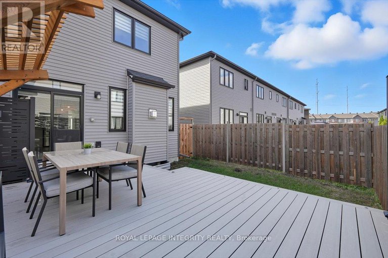 29028072/717-sebastian-street/avalon-east/ottawa/ontario/K4A5L1_34