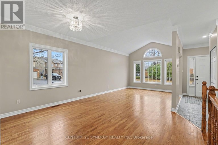 29612747/894-gosnell-terrace/fallingbrookgardenway-south/ottawa/ontario/K4A5C2_17