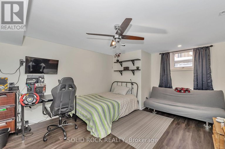 28437911/32-solaris-drive/emerald-meadowstrailwest/ottawa/ontario/K2M0L6_37