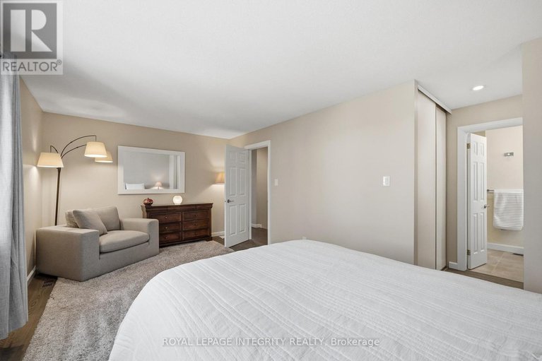 29381594/1456-michaelsem-street/chateauneuf/ottawa/ontario/K1C7C3_24