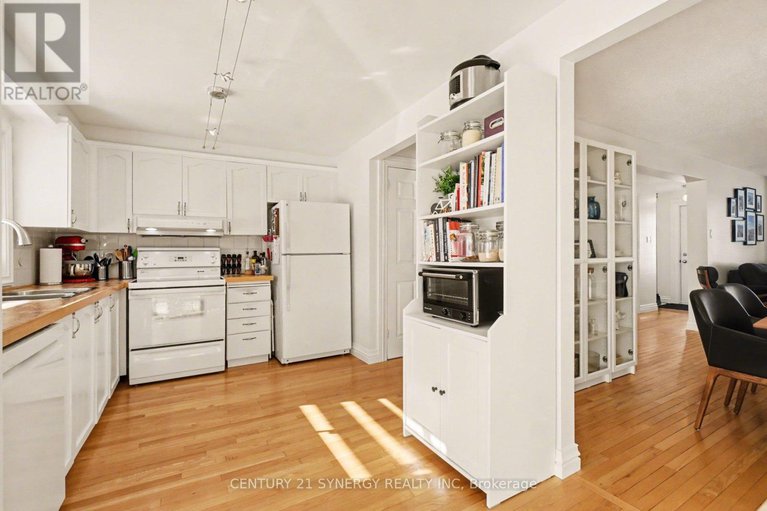 29426176/6044-willowbark-drive/chapel-hill/ottawa/ontario/K1C5T4_14