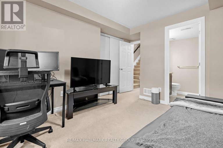 28876726/132-bluestone-private/avalon-west/ottawa/ontario/K4A0X7_26