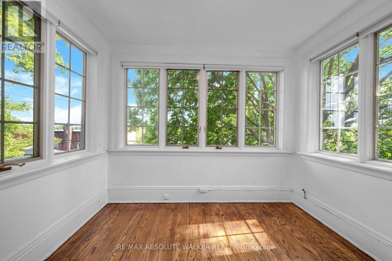 28422236/210-rideau-terrace/lindenlea/ottawa/ontario/K1M0Z2_15