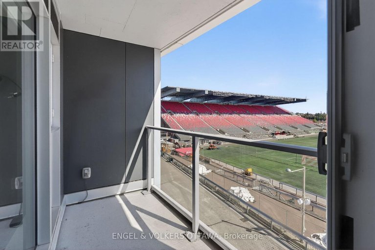 29652805/406-1035-bank-street/glebe/ottawa/ontario/K1S5K3_17