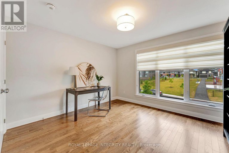28739043/885-moses-tennisco-street/cfb-rockcliffe-and-area/ottawa/ontario/K1K5A2_43