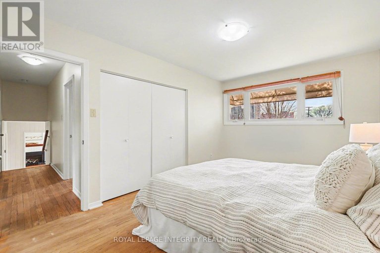 29653716/1199-stanton-road/queensway-terrace-southridgeview/ottawa/ontario/K2C3C9_17