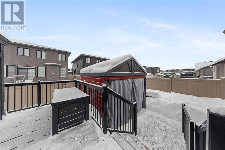 29297524/813-platinum-street/clarencerockland-twp/clarence-rockland/ontario/K4K0J2_46