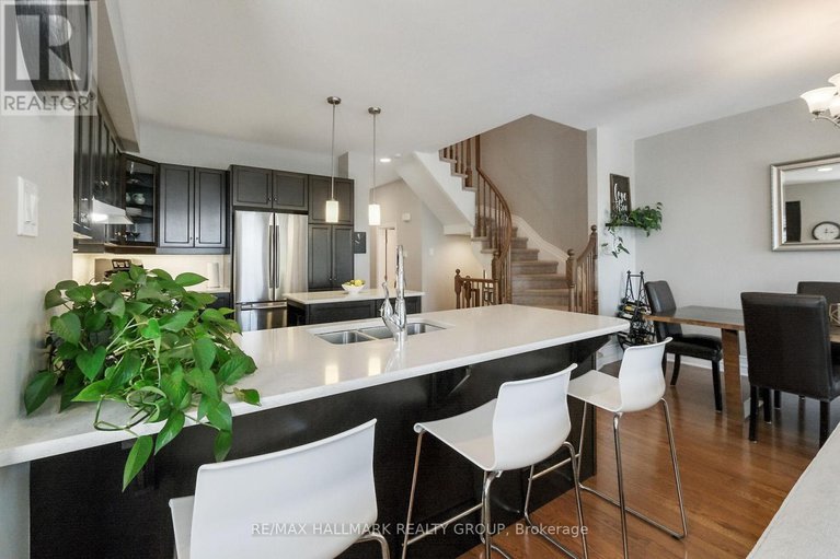 28645082/32-mccooeye-lane/stittsville-central/ottawa/ontario/K2S1B9_22