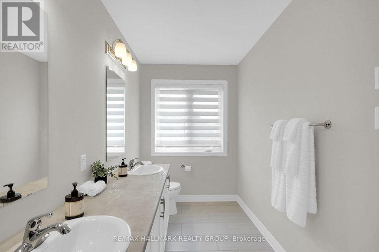 28807965/114-jardiniere-street/remainder-of-stittsville-area/ottawa/ontario/K2S2K2_33