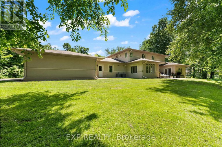 29369417/5759-queenscourt-crescent/manotick-east-to-manotick-station/ottawa/ontario/K4M1K3_12