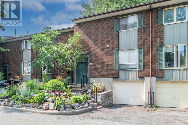 28517724/68-111-beachview-private-w/mooneys-bayriverside-park/ottawa/ontario/K1V1M7_2