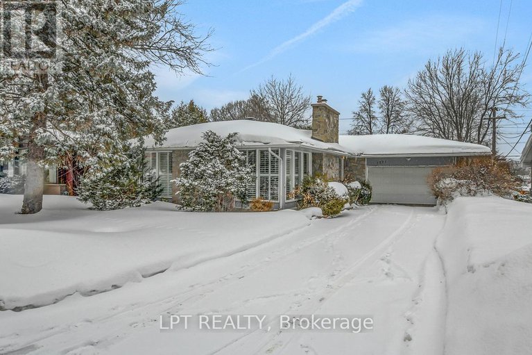 29427197/1771-mcmaster-avenue/urbandale-acres/ottawa/ontario/K1H6R7_1