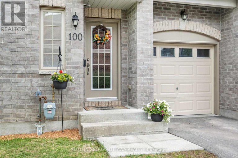 28422593/100-camden-private/cedargrovefraserdale/ottawa/ontario/K2J6H9_2