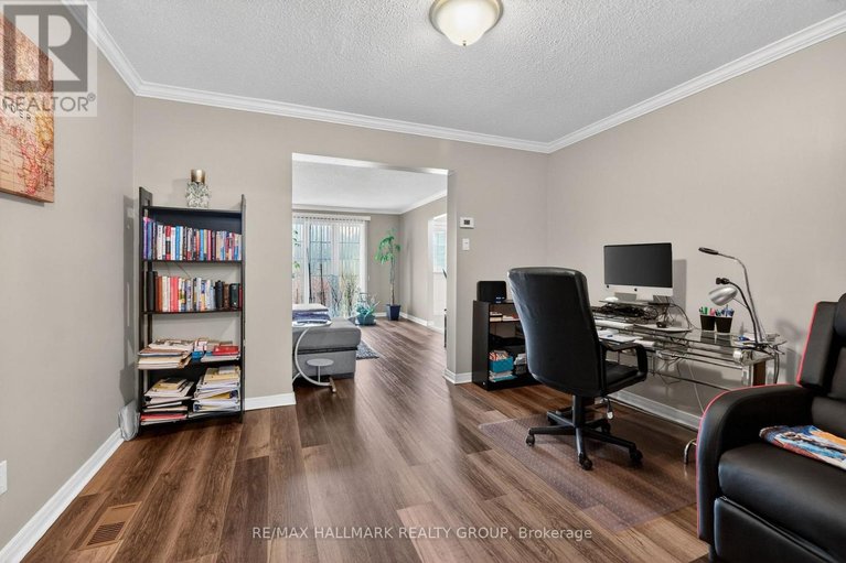 29639215/257-3310-southgate-road/south-keys/ottawa/ontario/K1V8X4_8