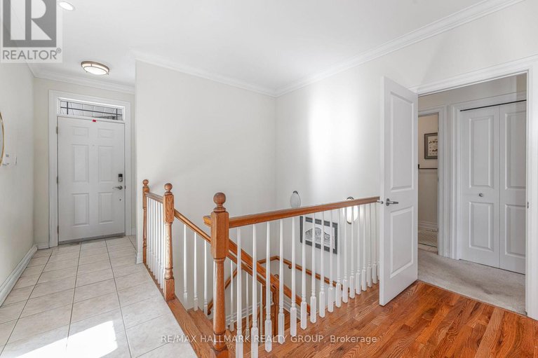 29357425/8-waterford-way/pineglencountry-place/ottawa/ontario/K2E7V4_7