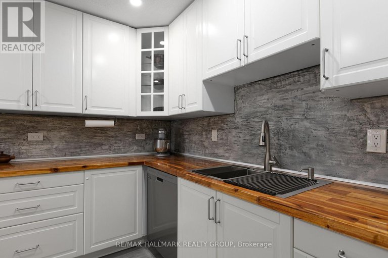 29239639/24-2652-moncton-road/queensway-terrace-north/ottawa/ontario/K2B7W1_17